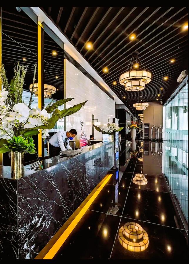 Air Residences Condominium Deluxe มะนิลา ภายนอก รูปภาพ